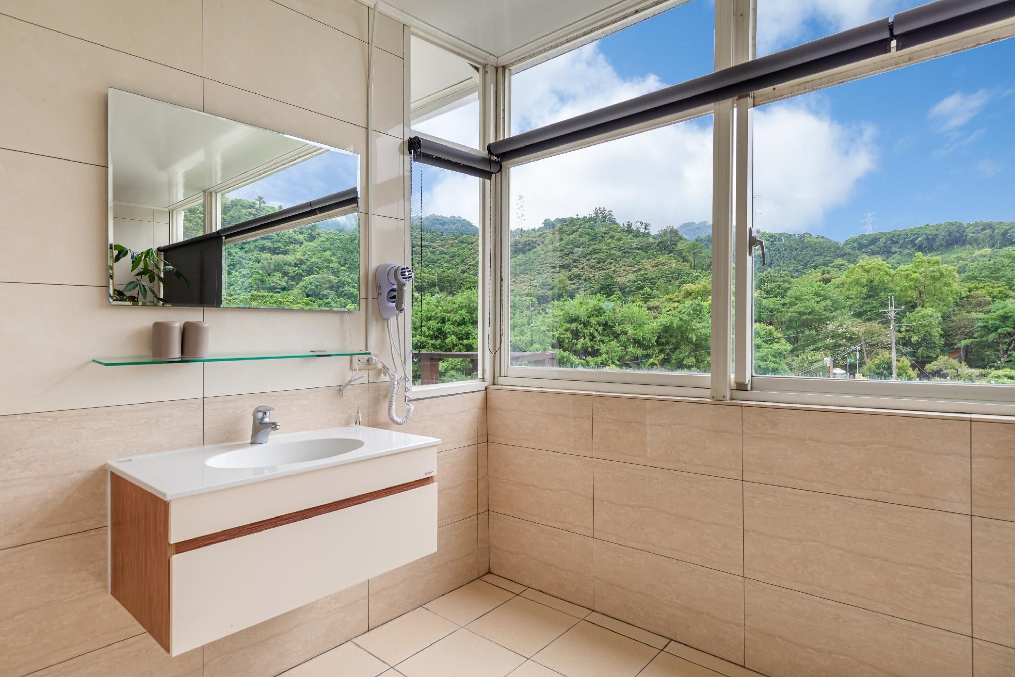 Meitiyuan Hostel Standard Quadruple Room