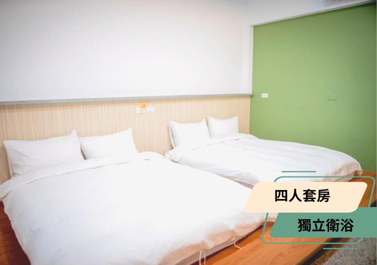 Quadruple Room with Private Bathroom