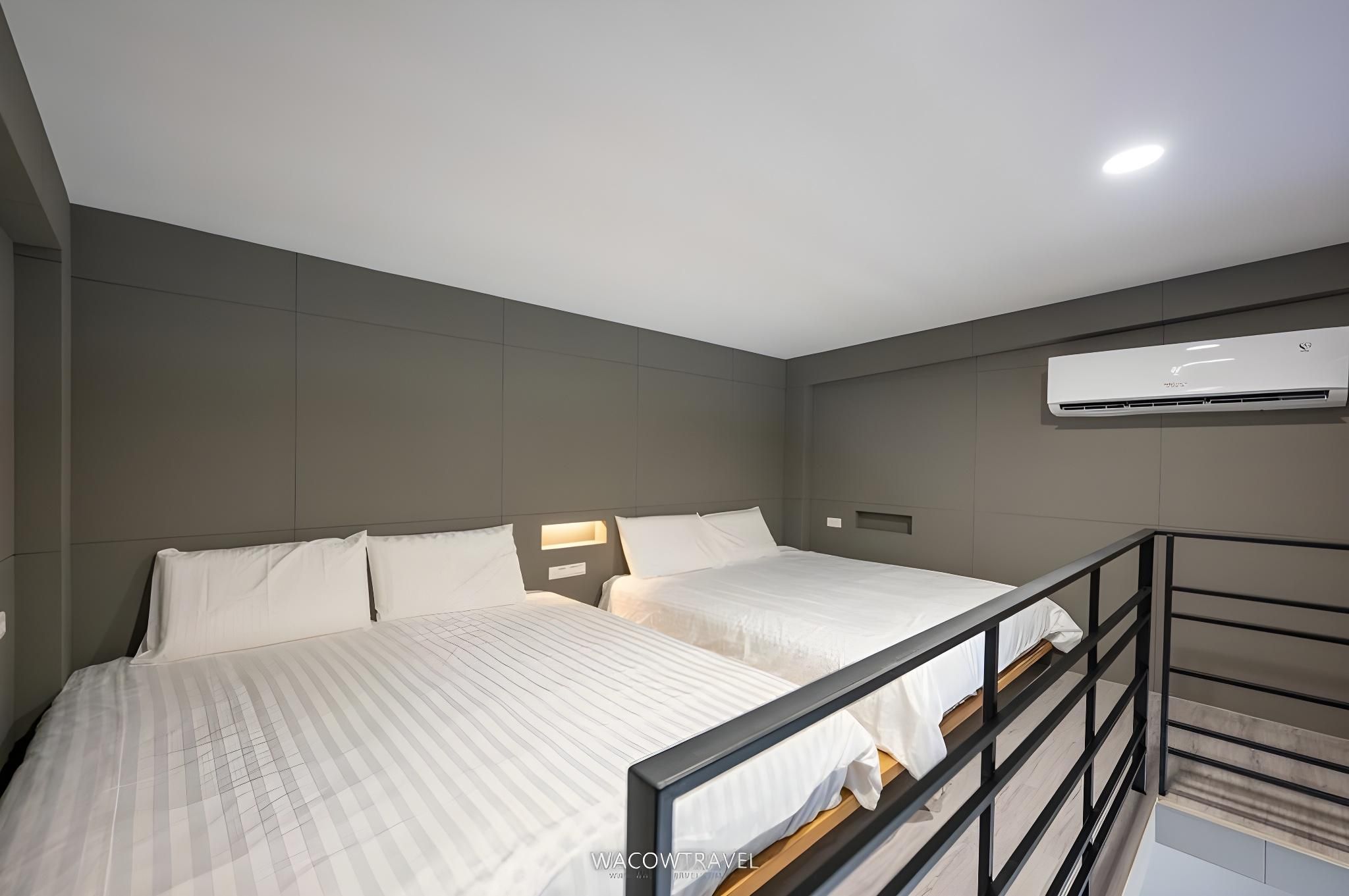 Duplex Quad room 2F