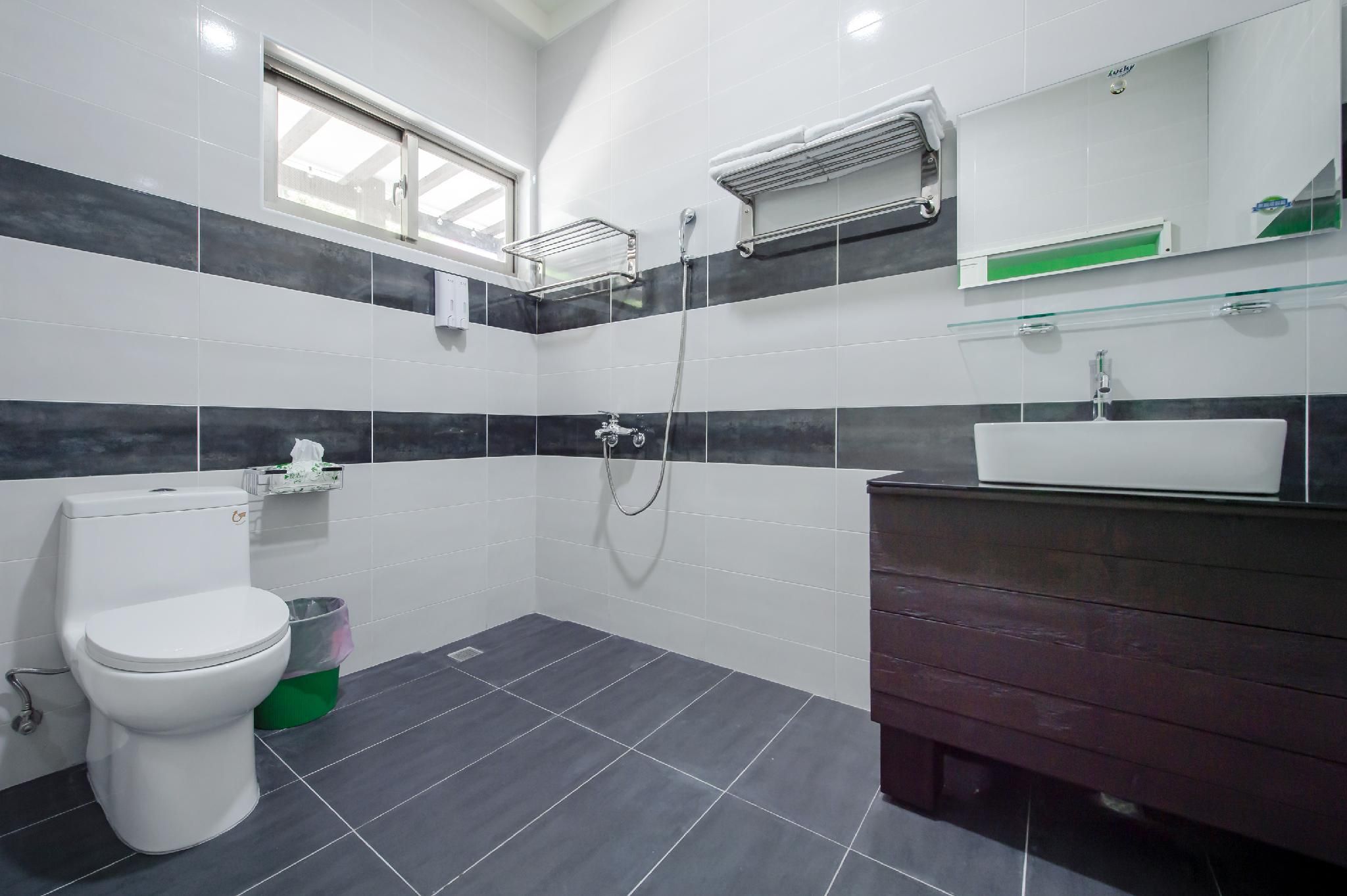 86 Highland Garden View Quadruple Room 3