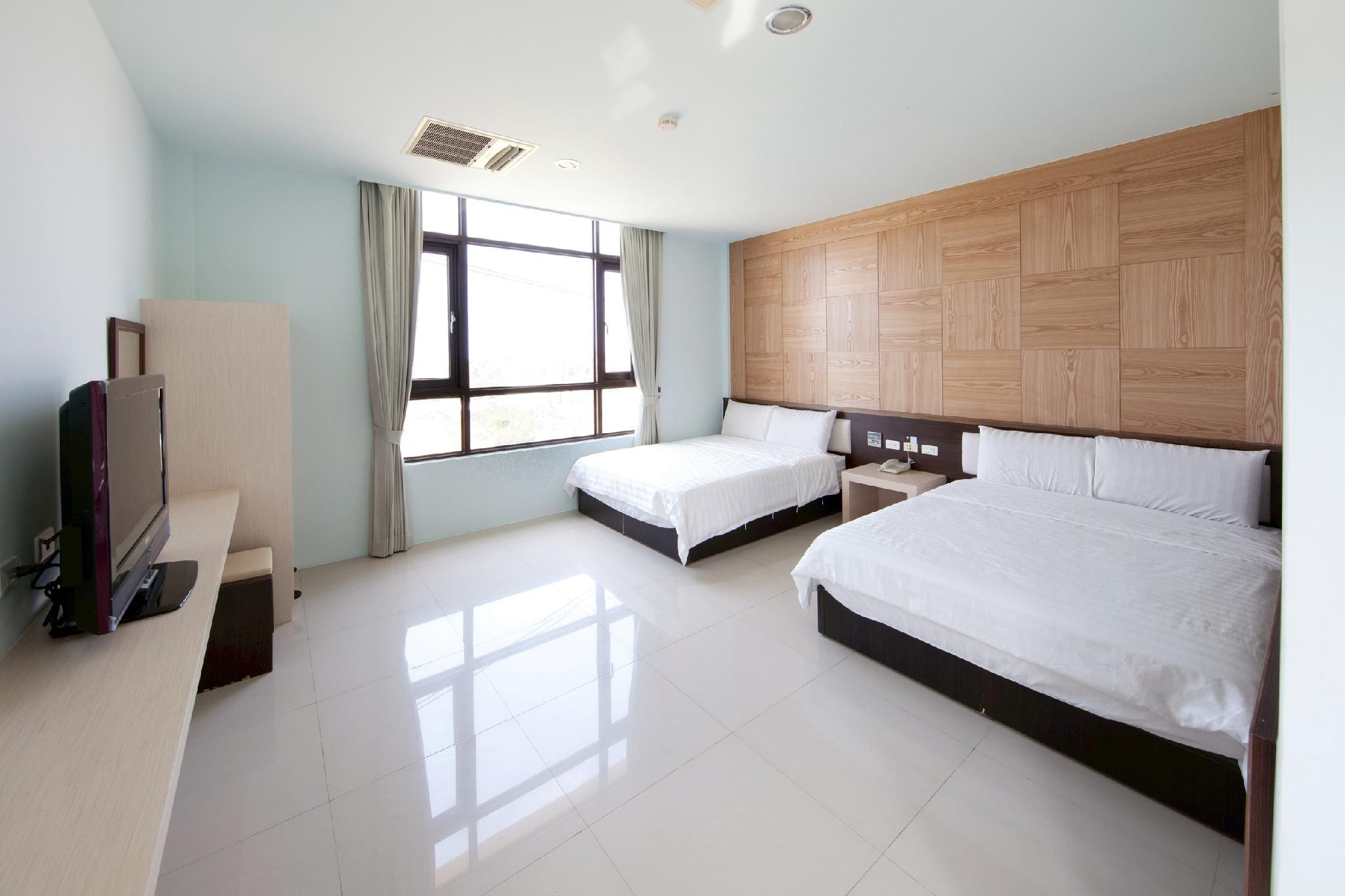 Shan Ban Bay By Riverinn Superior Quadruple Room 2