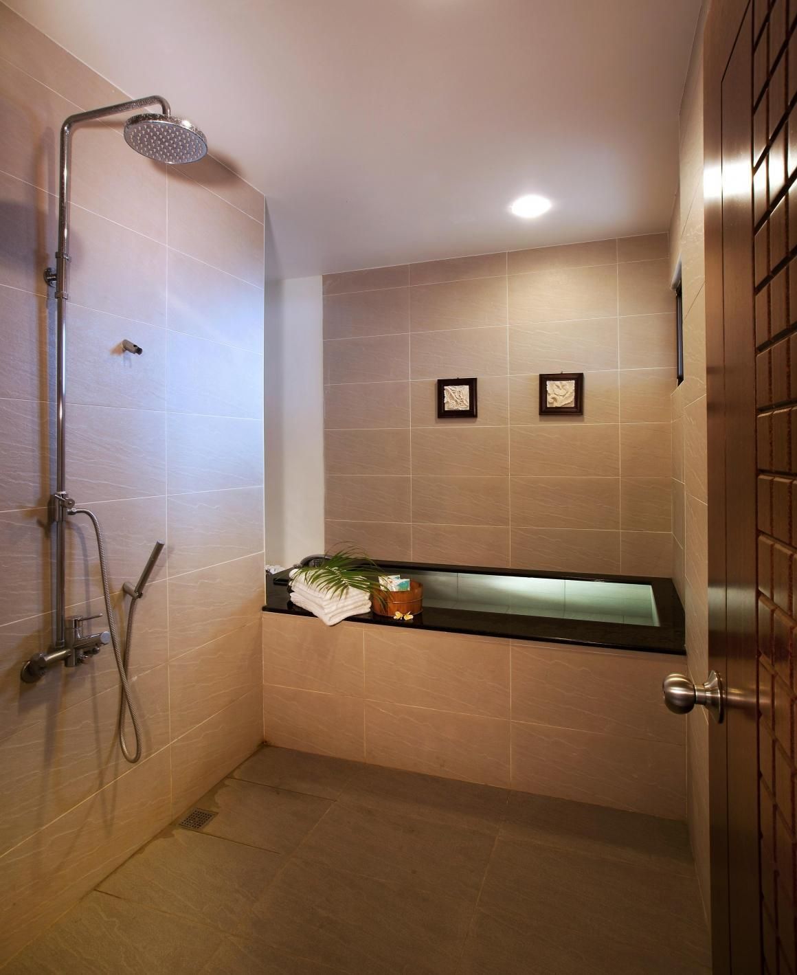 Deluxe Quad Sea View