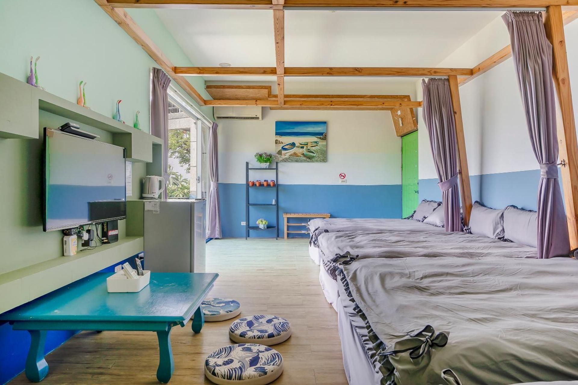 Family Room with Sea View