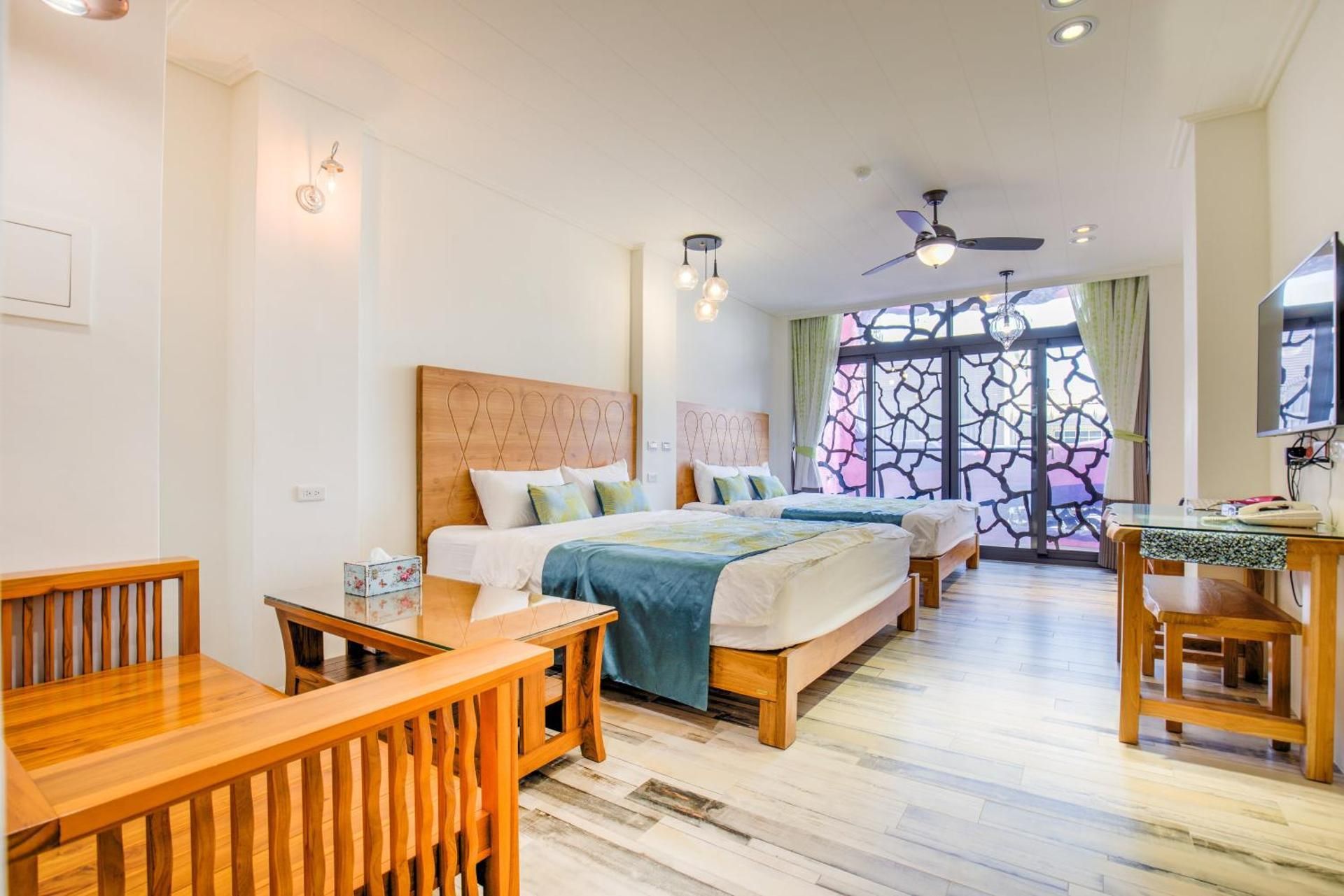 YunduoHome B&B Deluxe Quadruple Room