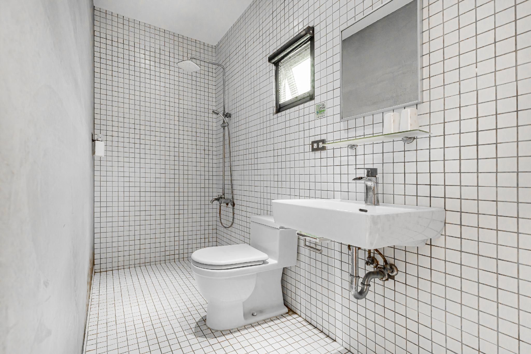 Huyan Quadruple Room with Balcony