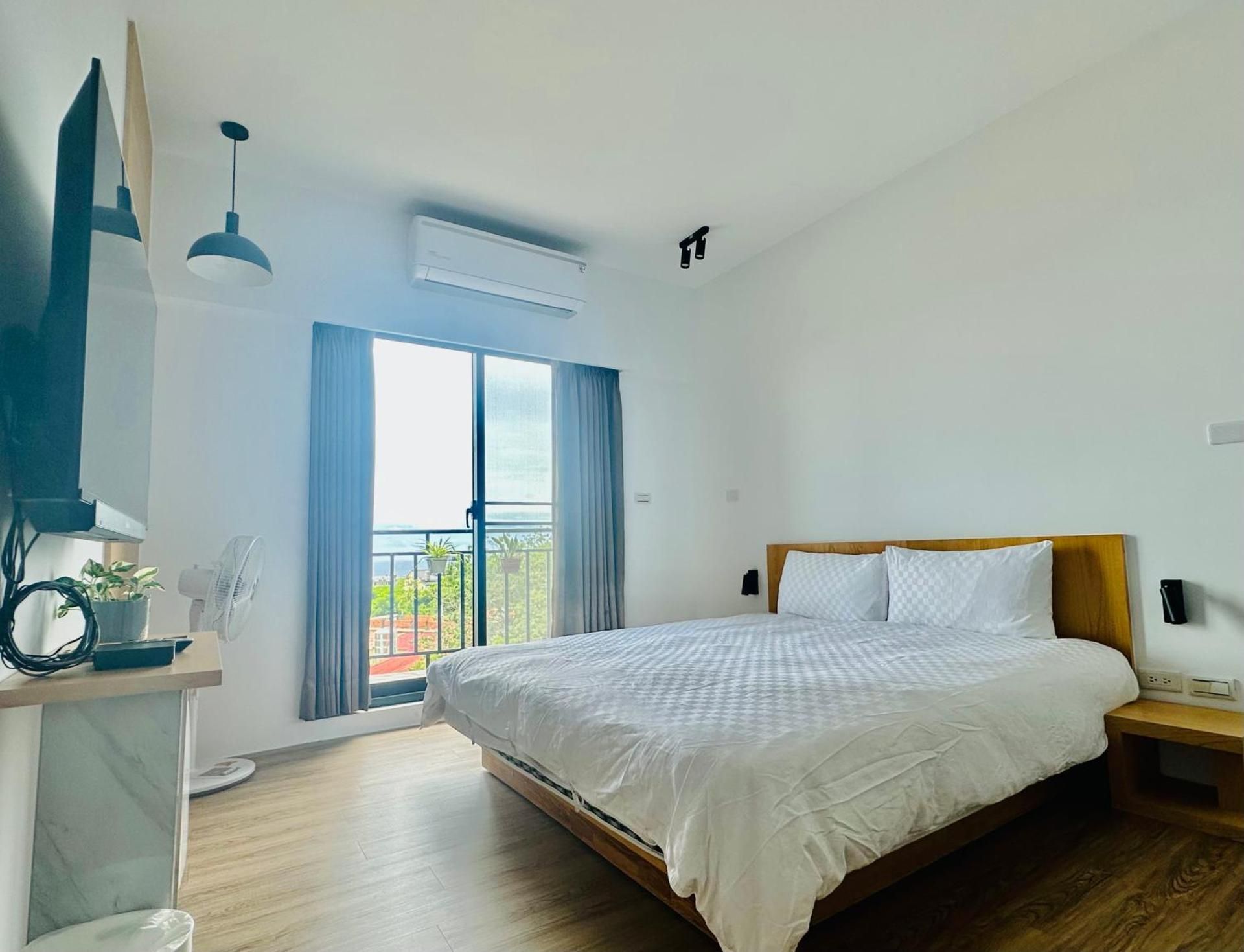 Weizhi Hotel Sea View Double Room with Terrace
