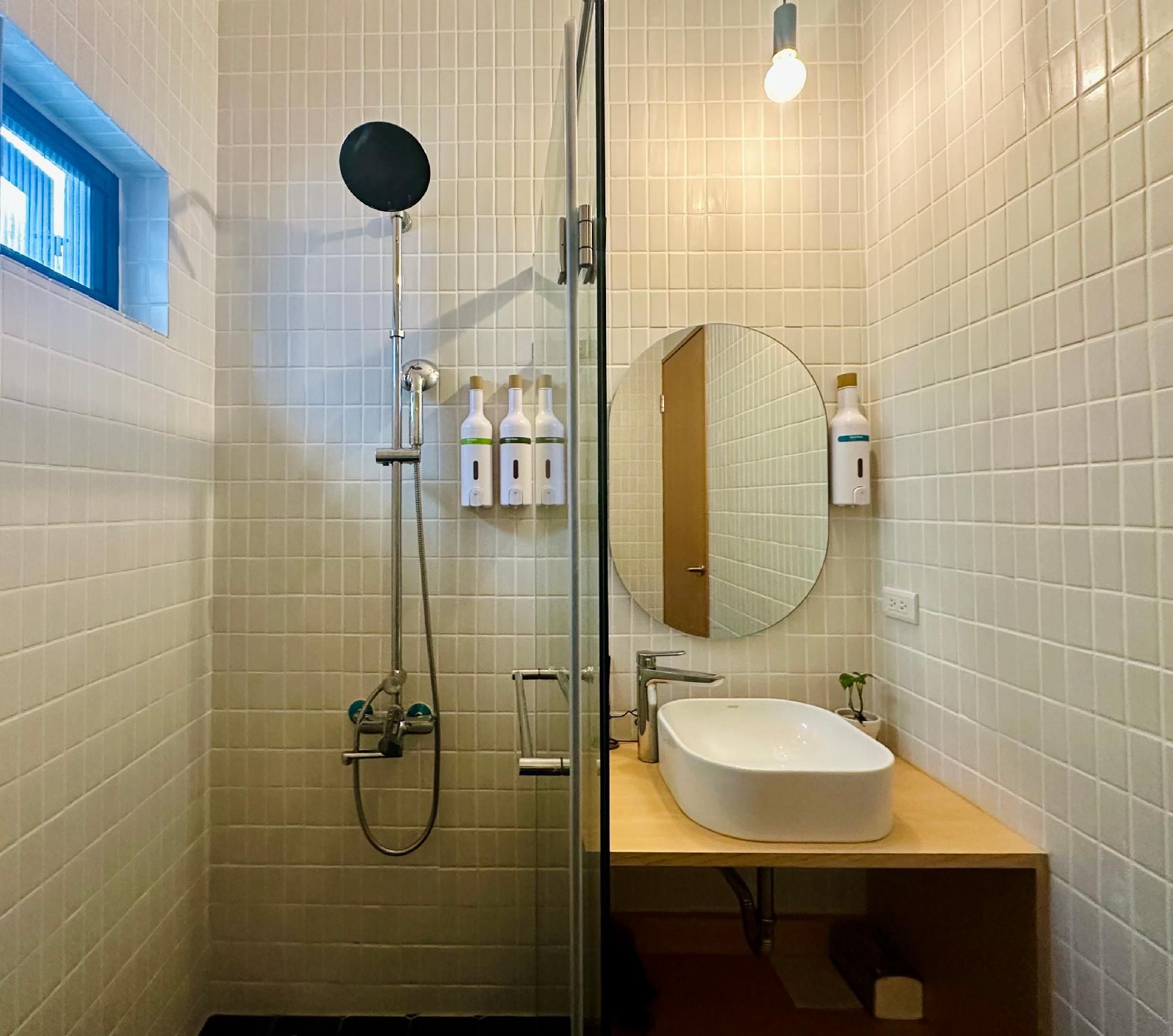 Weizhi Hotel Sea View Double Room with Terrace 3