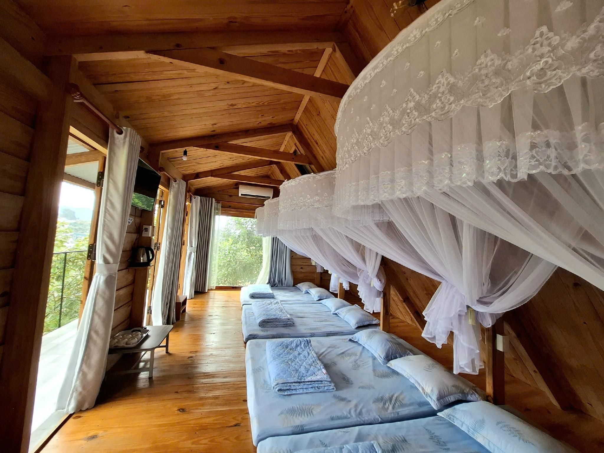 B'lao Corner Homestay Family