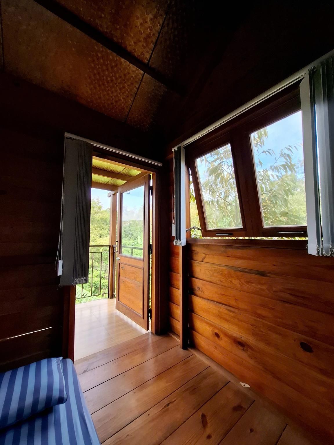 B'lao Corner Homestay Quad Garden Suite 3