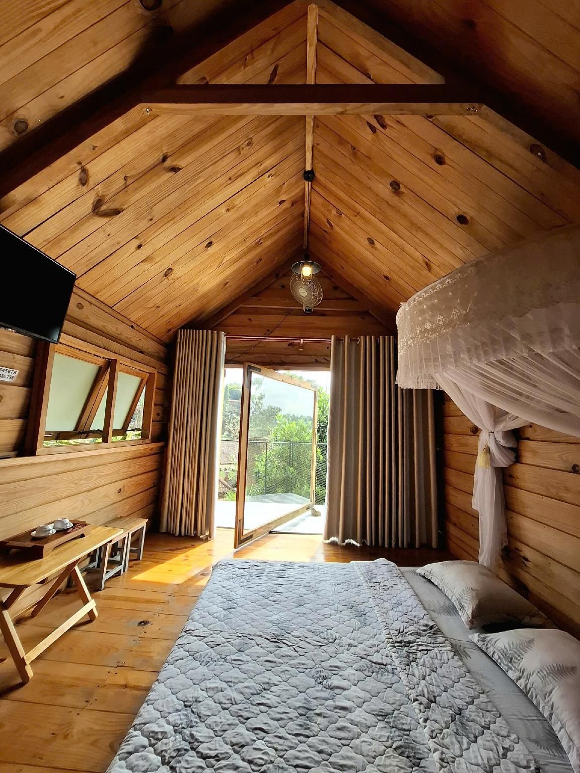 Triple - 1 Queen 1 Single