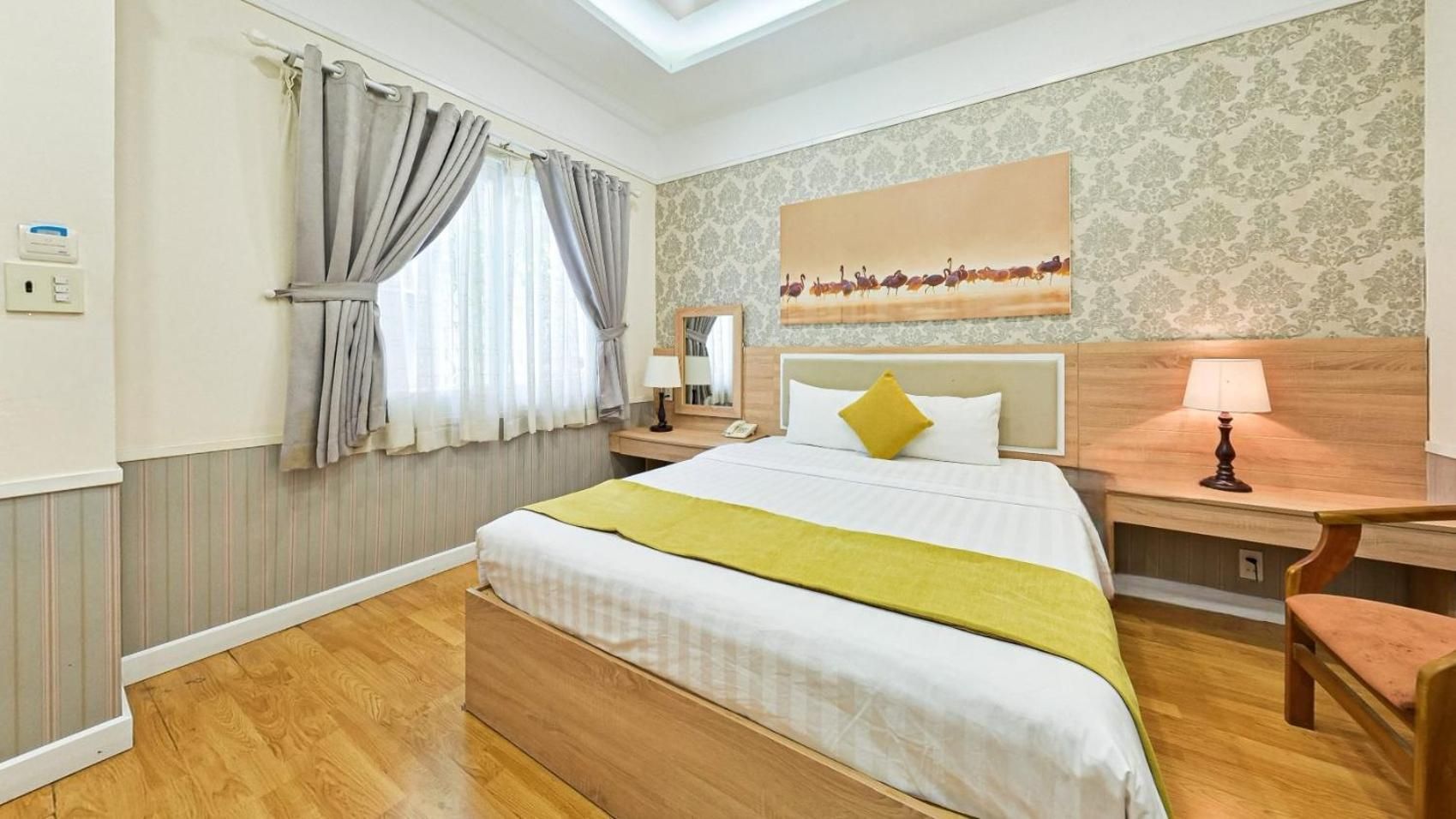 Queen Room