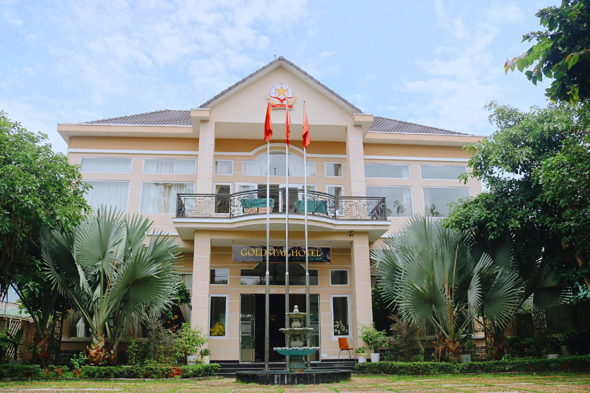 Khách sạn Sao Vàng