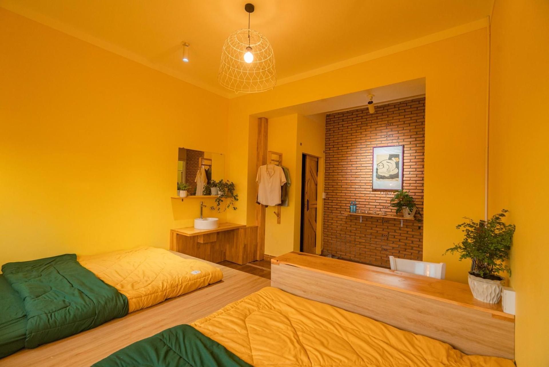 Deluxe Family Room