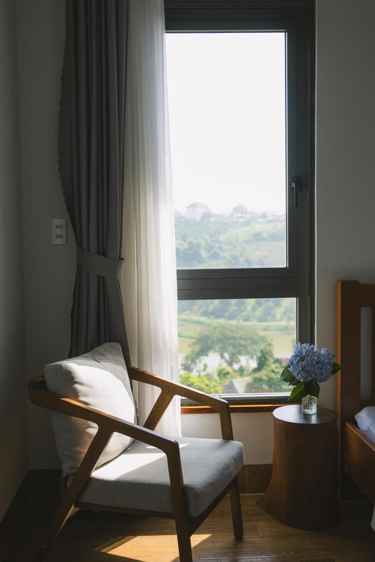 SEN VILLA Boutique King Room with Garden View 3