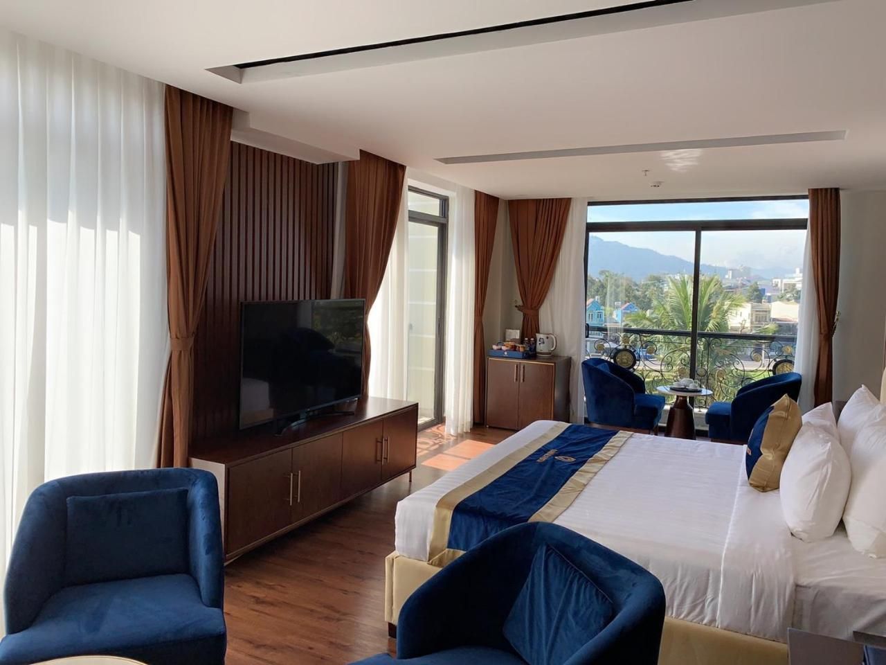 SANDALS VISTA Queen 2