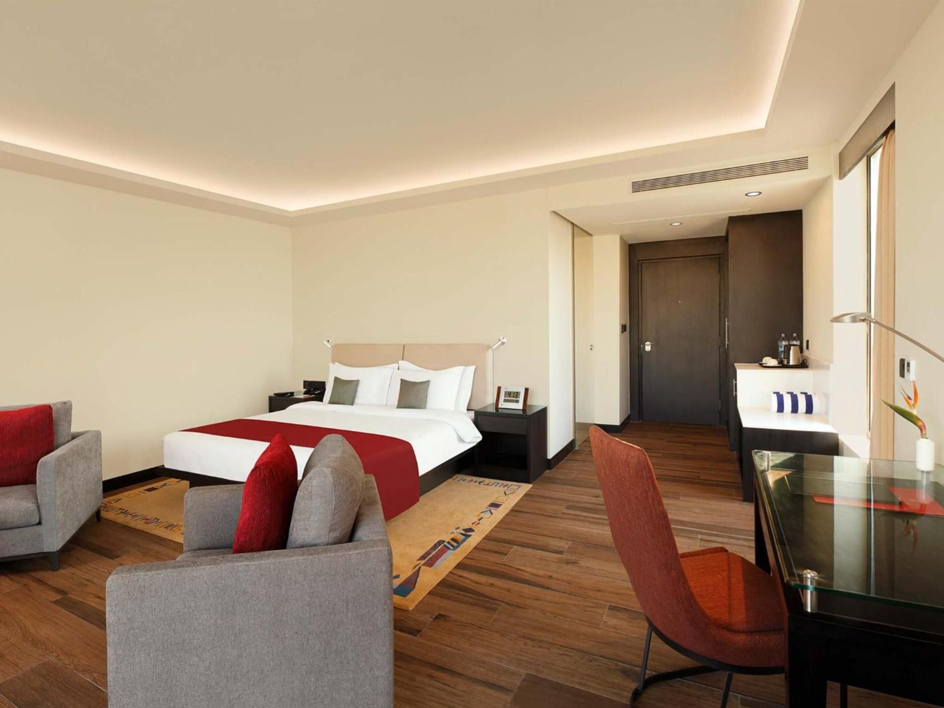 Tiger Palace by Soaltee Executive 2