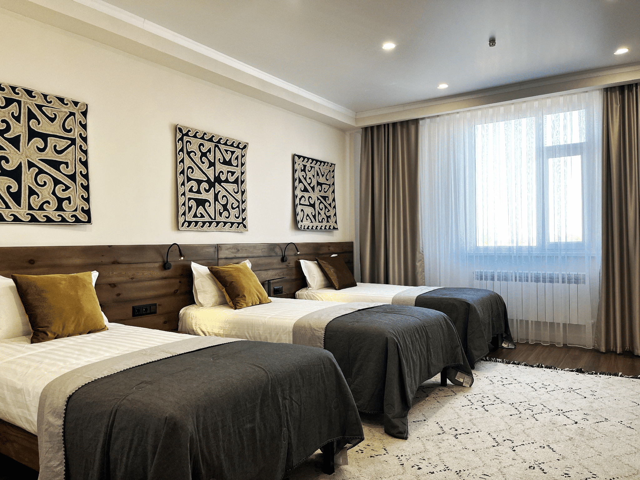 Akjola Hotel Triple Room 2