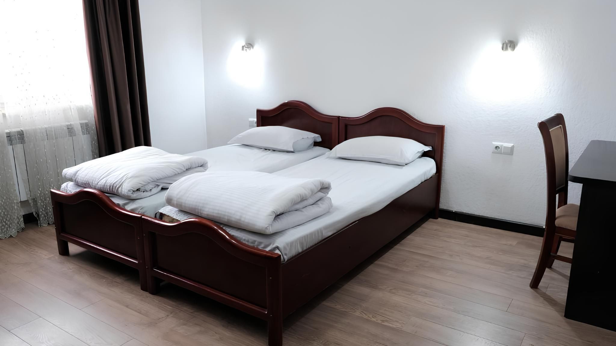 Quadruple Room with Shared Bathroom