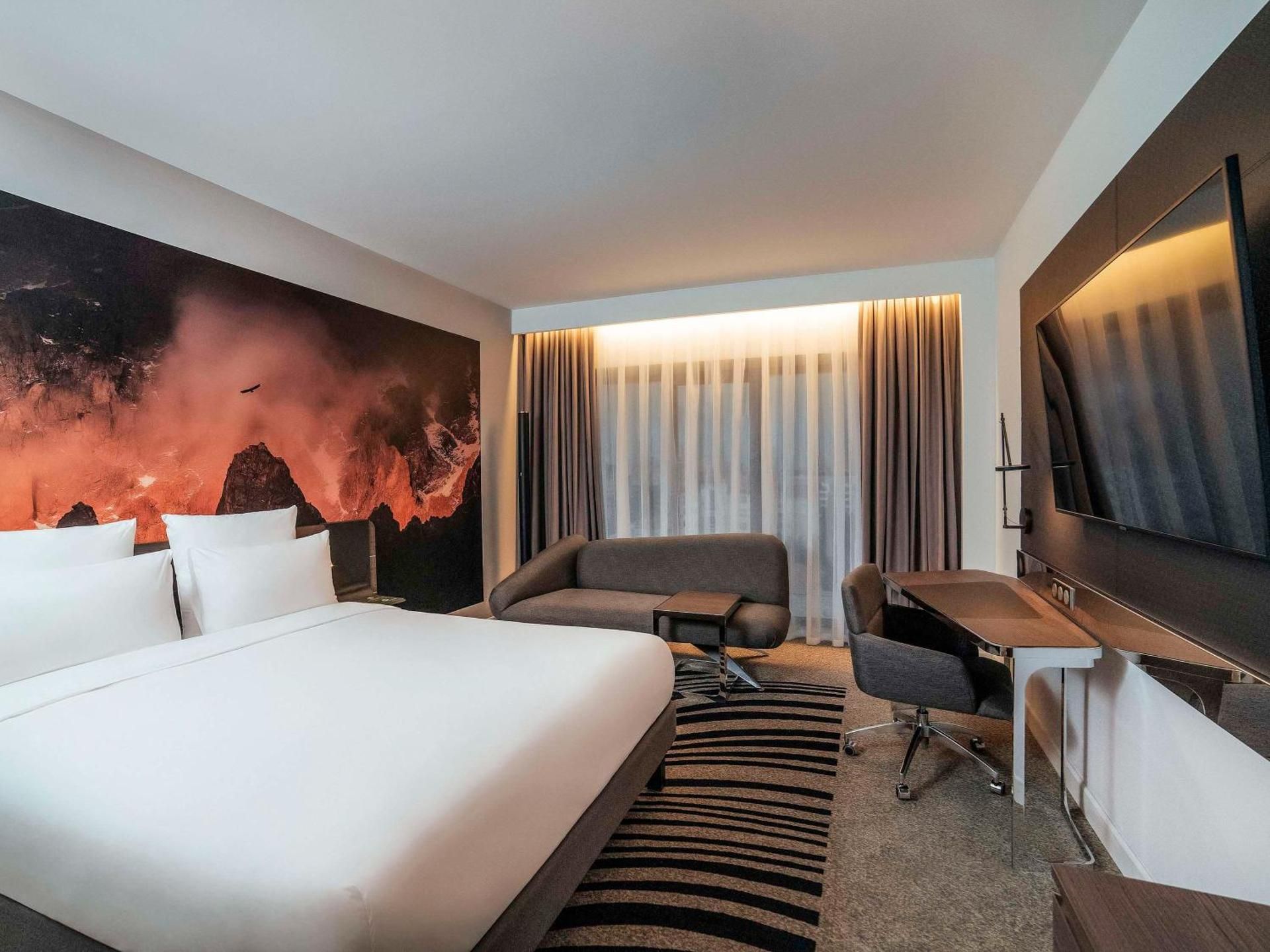 Executive room with Queen size bed