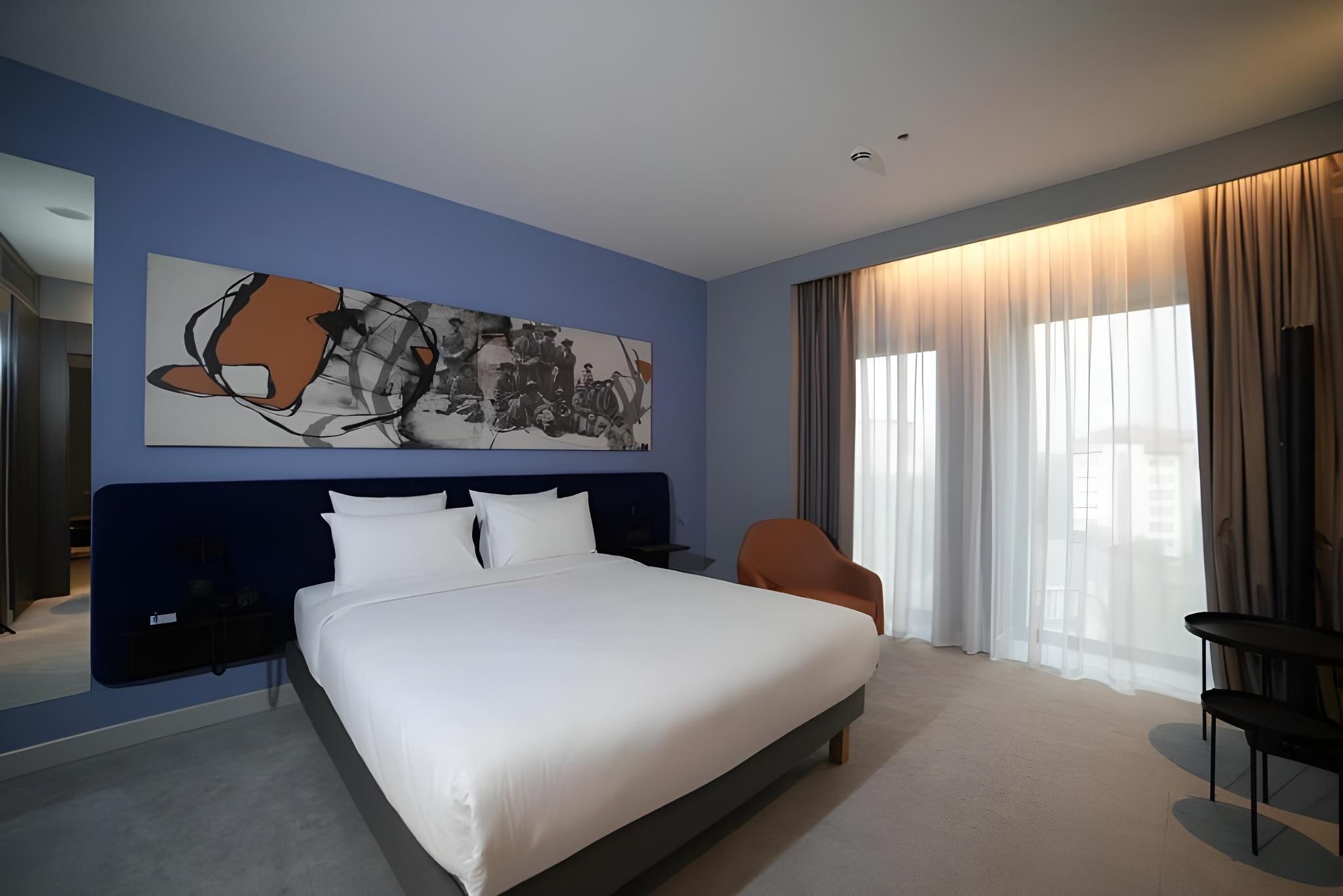 Apartment room with 1 Queen size bed