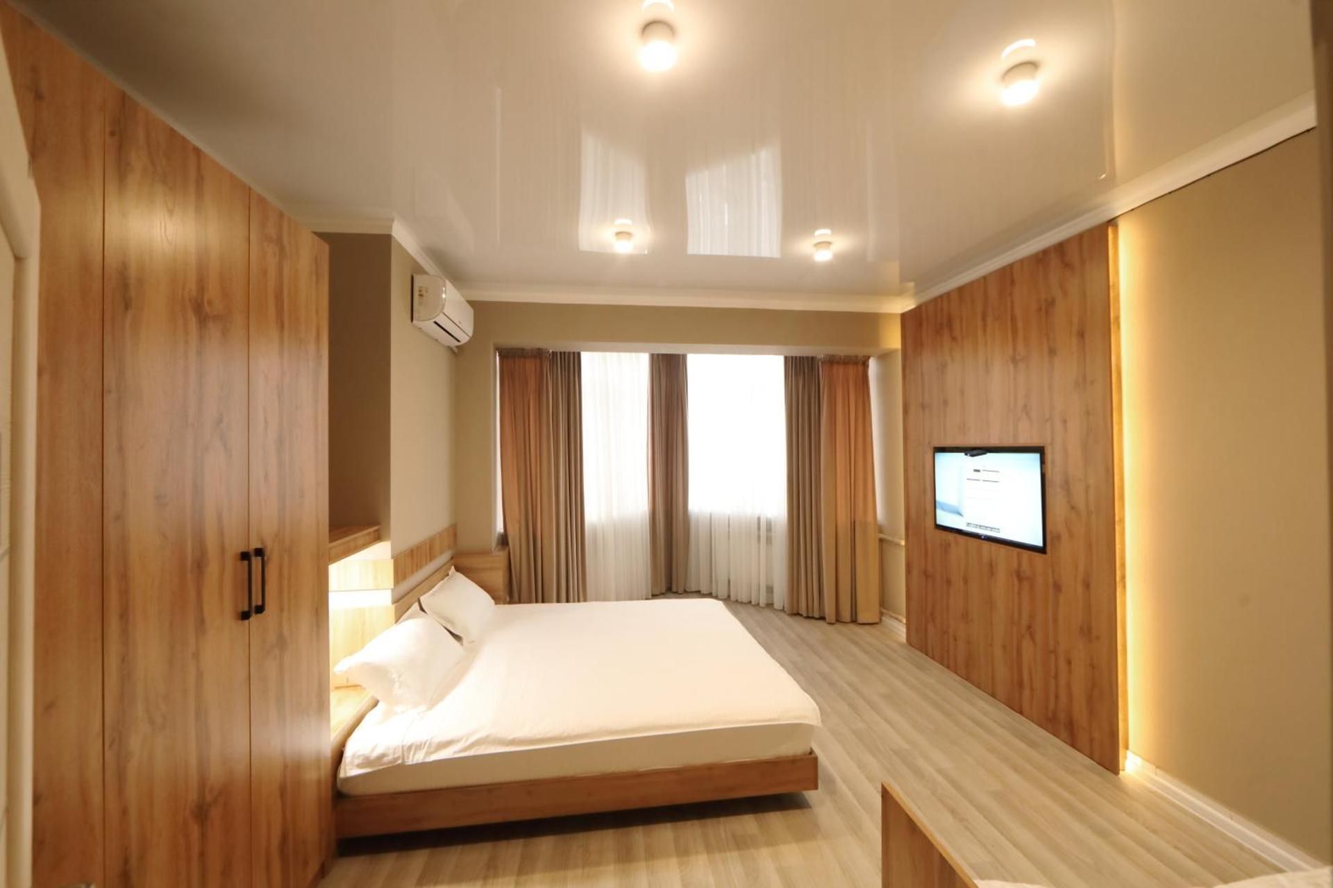 Triple Room with View