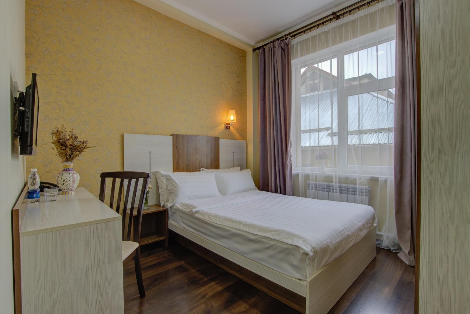 Standard Single Room - Non-Smoking, Breakfast Included