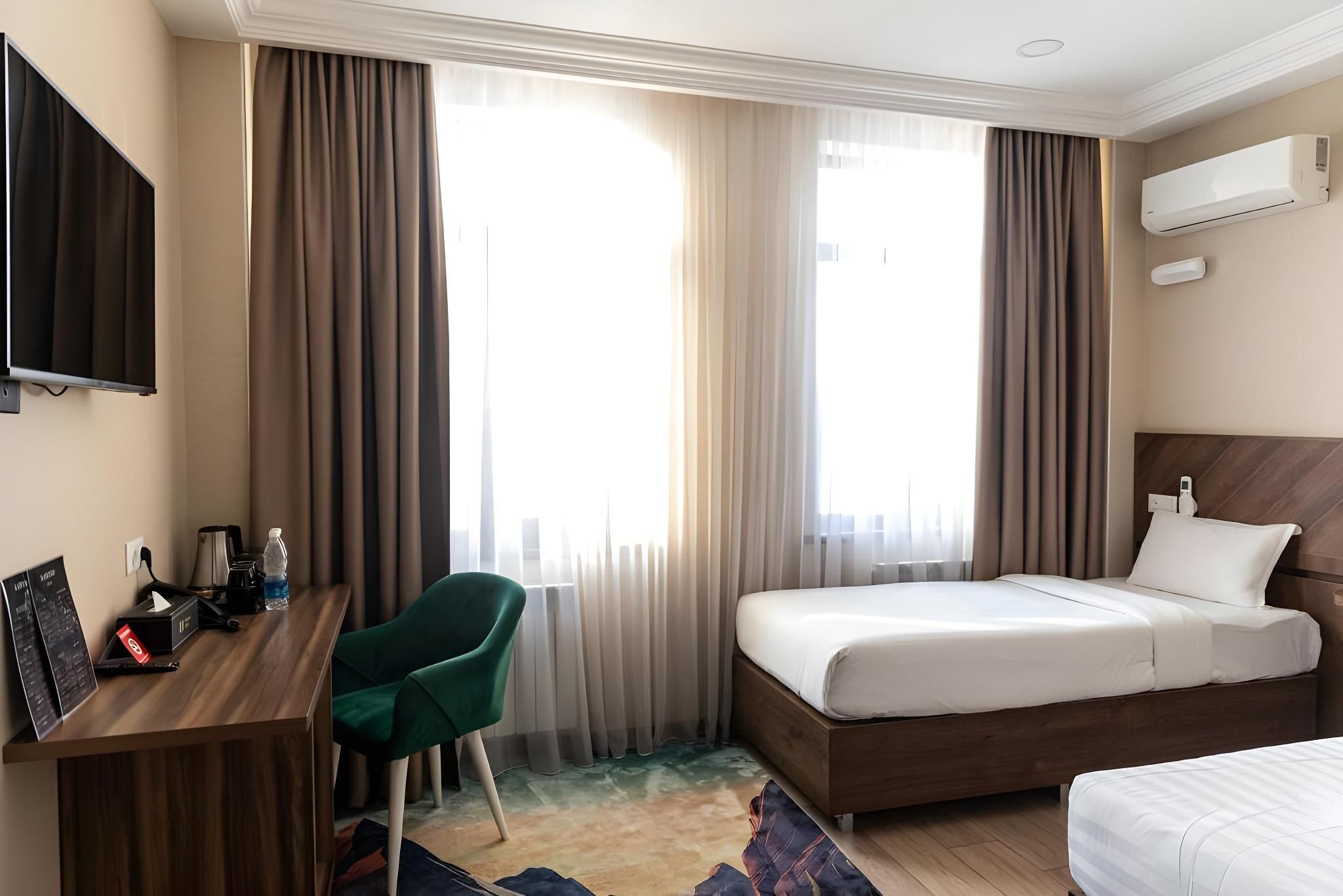 Resident Hotel Bishkek Standard Twin B