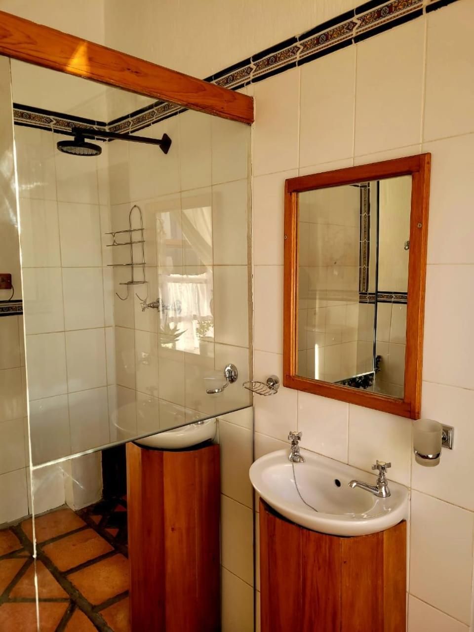 One-Bedroom Deluxe Apartment