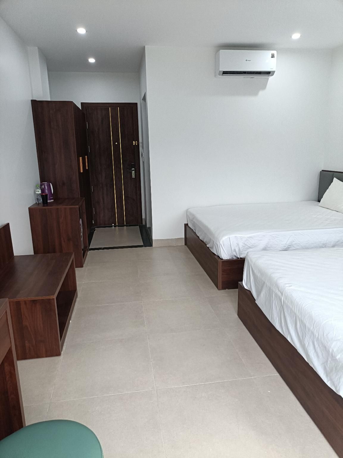 Deluxe Twin Room Type A