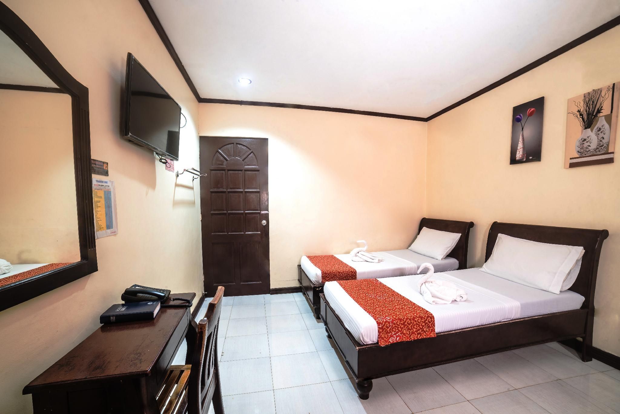 RedDoorz Near Ormoc Port Terminal Double Room