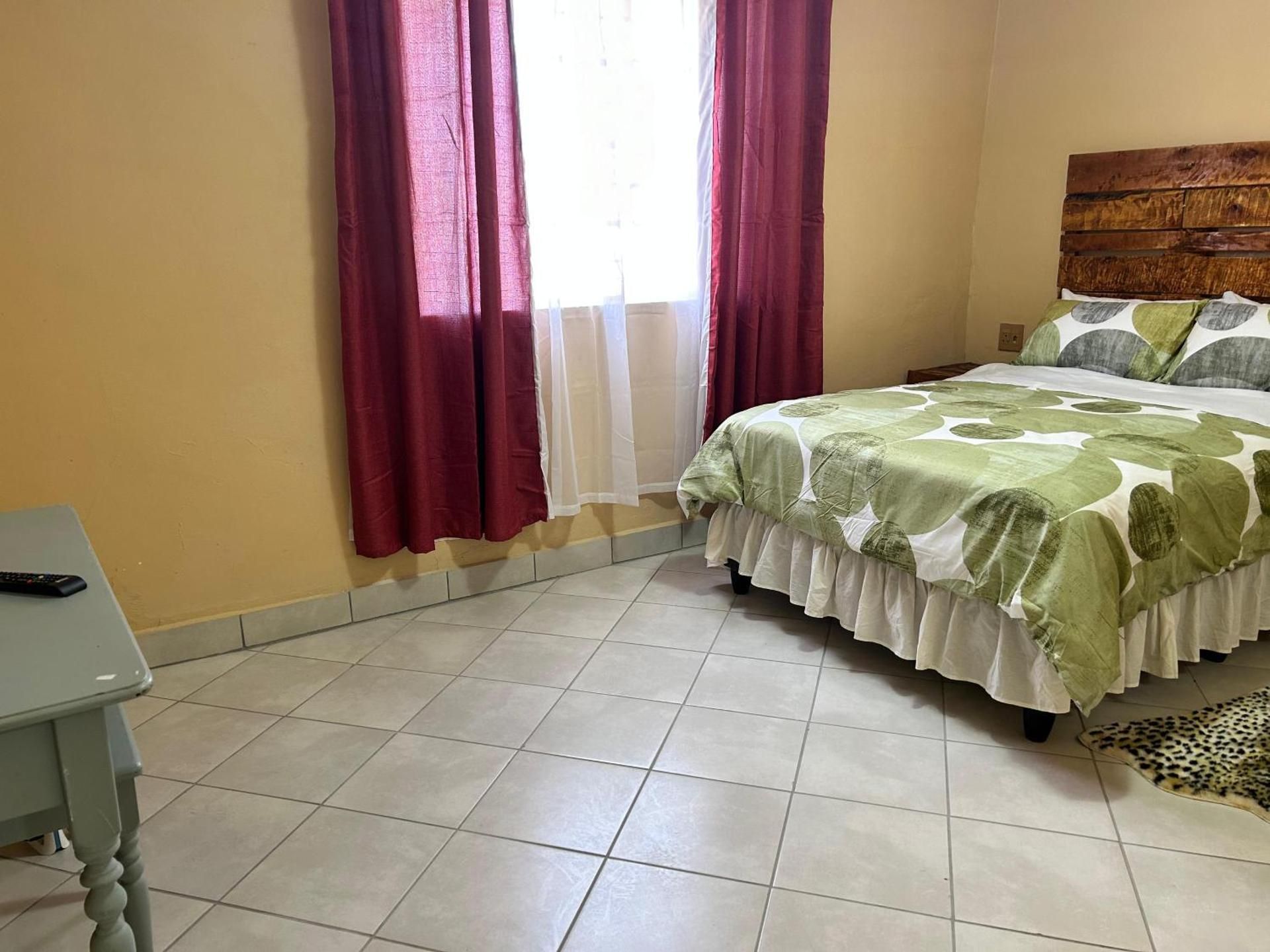 Double Room with Shared Bathroom