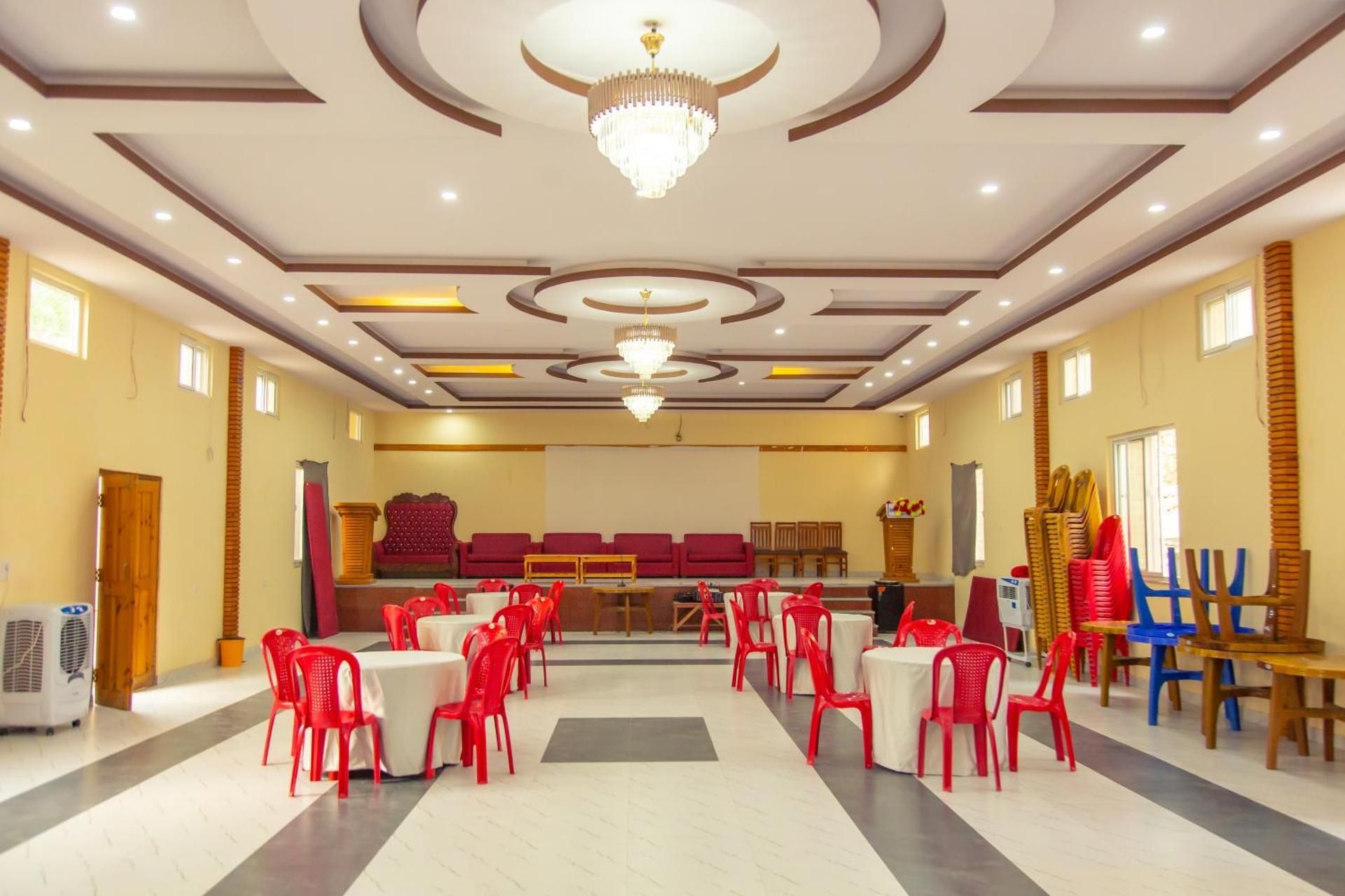 banquet hall