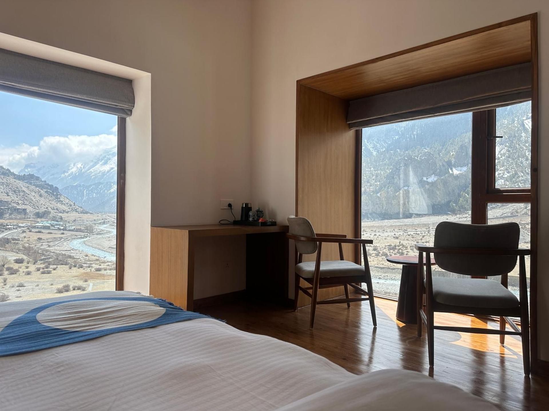 Superior Double or Twin Room with Mountain View