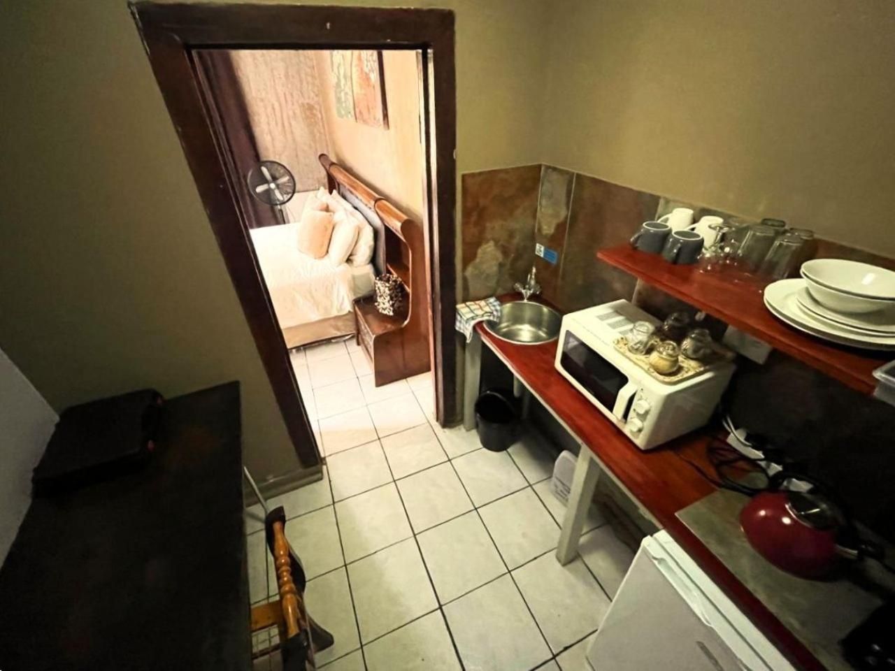 Economy Twin Room