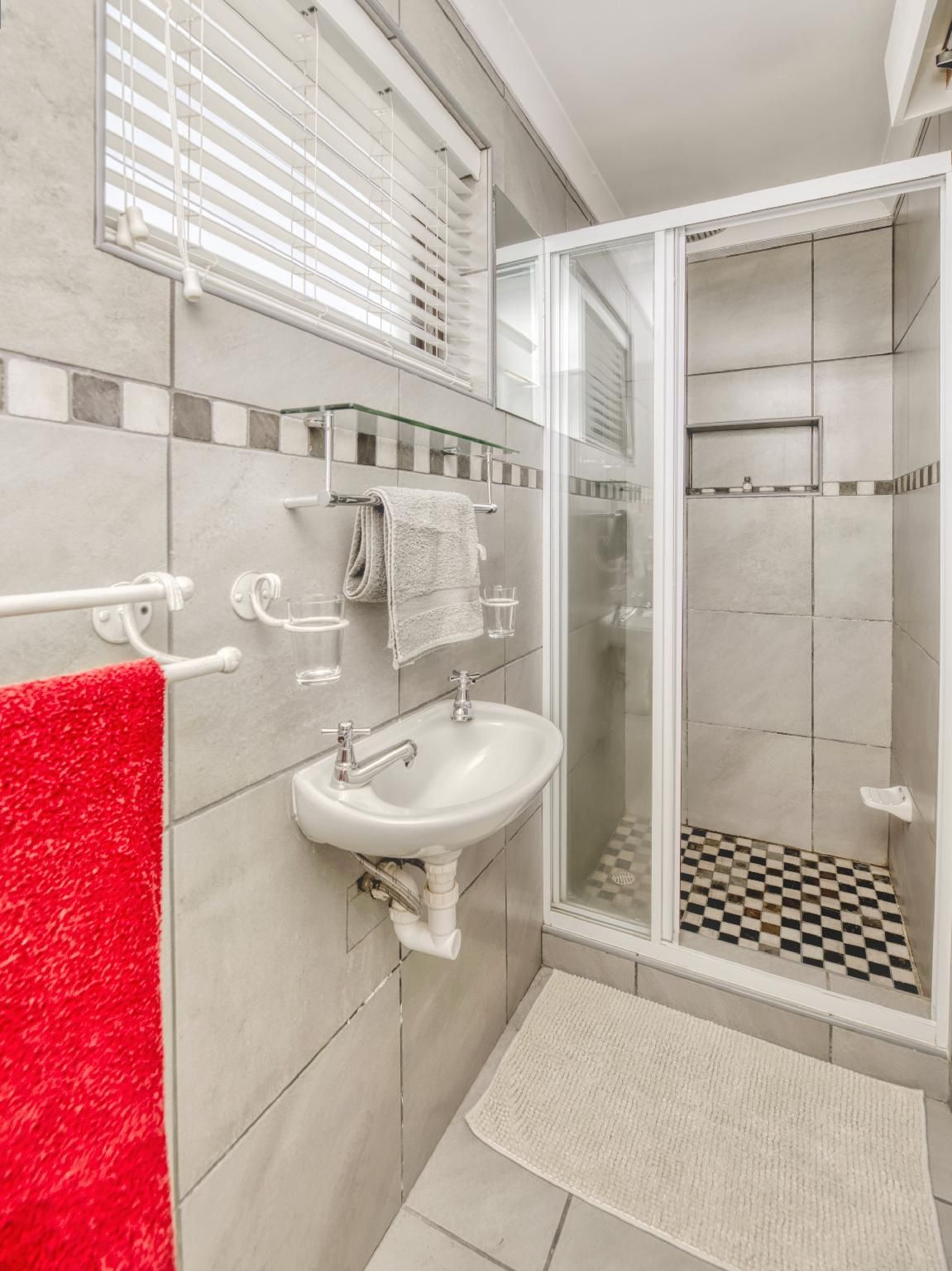 Land's Edge Struisbaai LandsEdge Featherbush Cottage 3