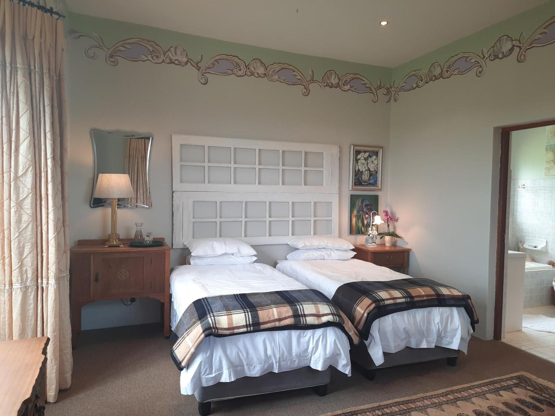 Suite with Mountain View