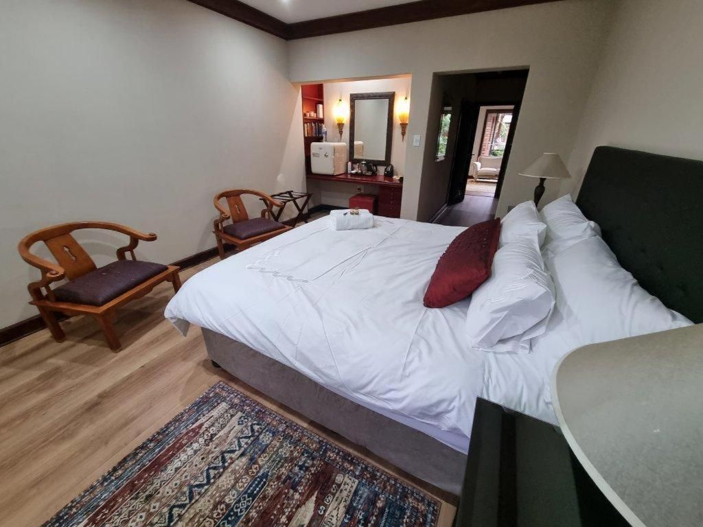Luxury King Room