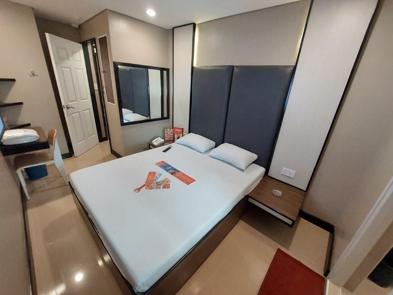 Hotel Sogo Timog 2 Deluxe Double Room 2
