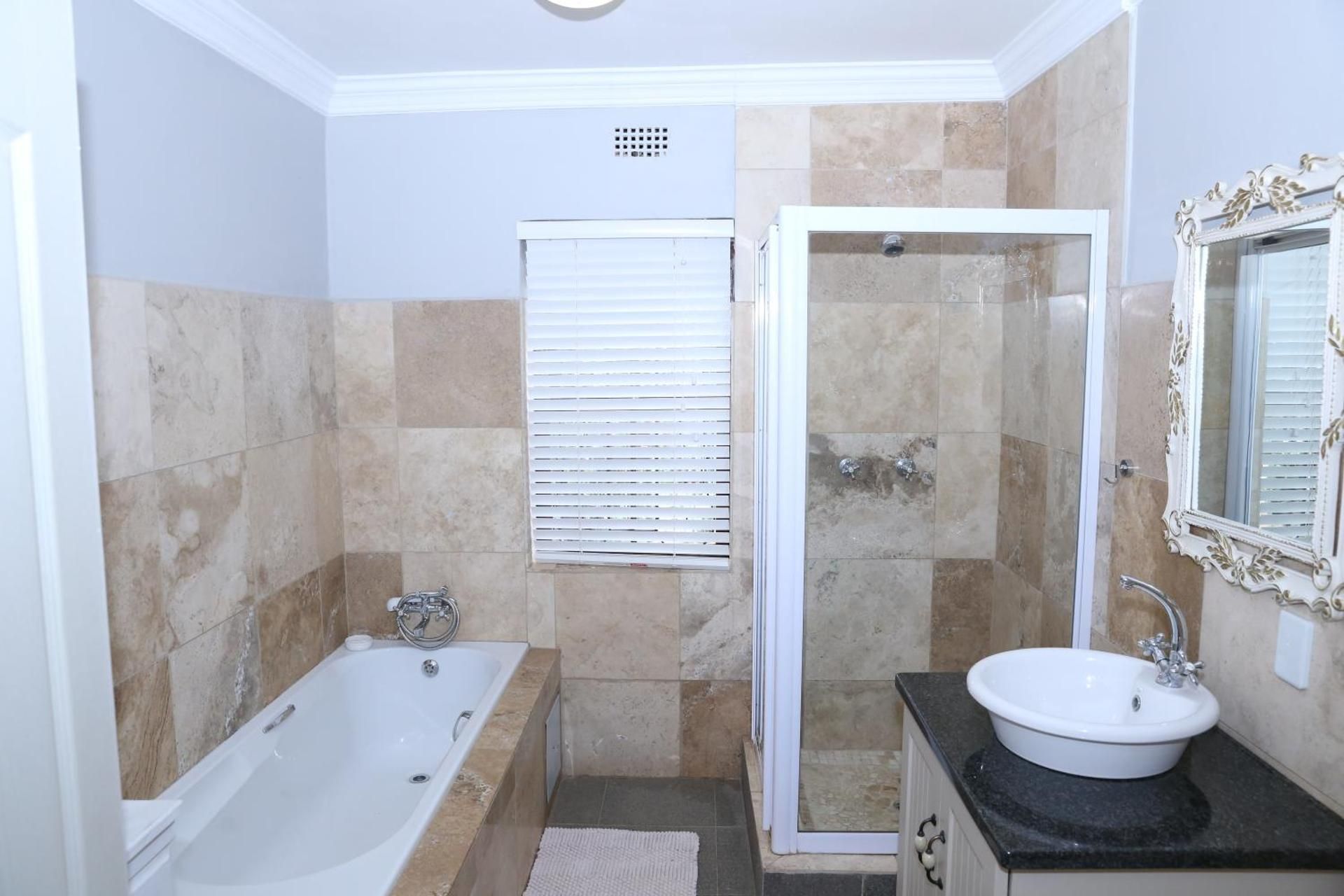 Deluxe Double Room with Extra Bed