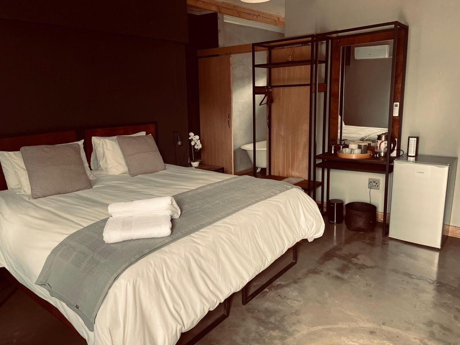 Luxury King Room