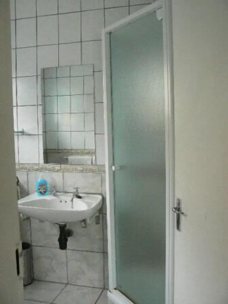 Standard Double or Twin Room, Garden View