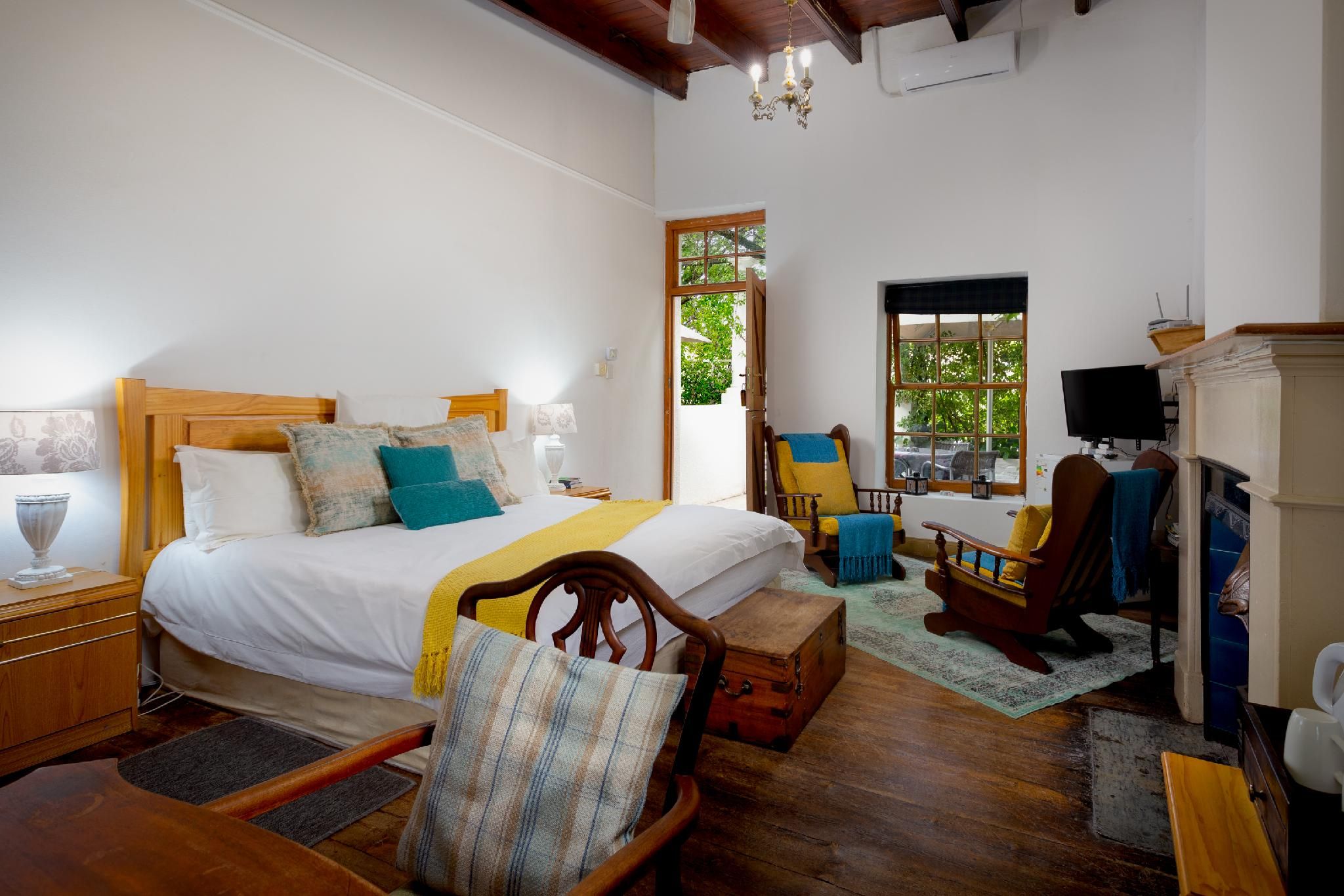 King Room - Non-Smoking