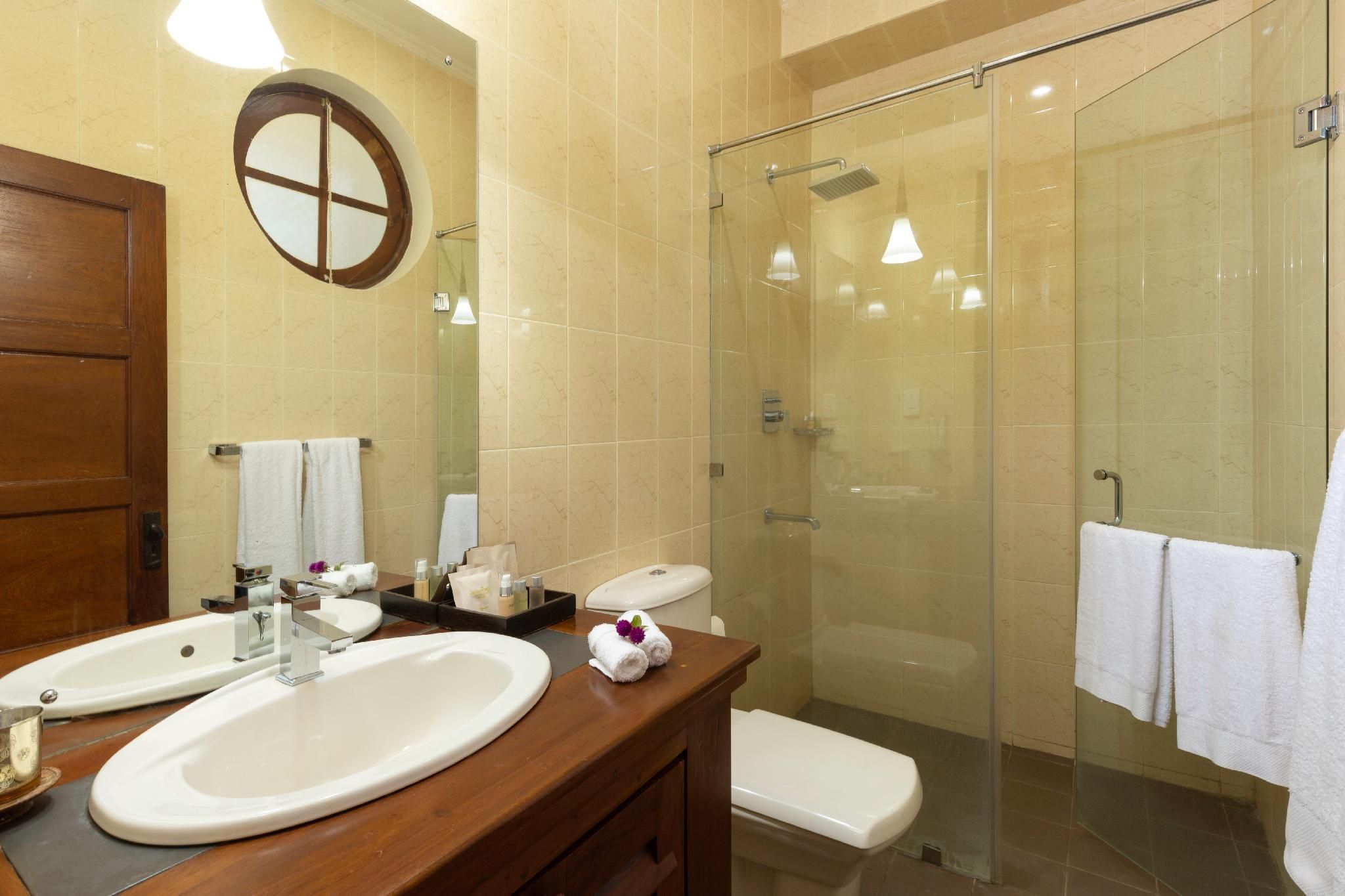 Superior Deluxe Twin