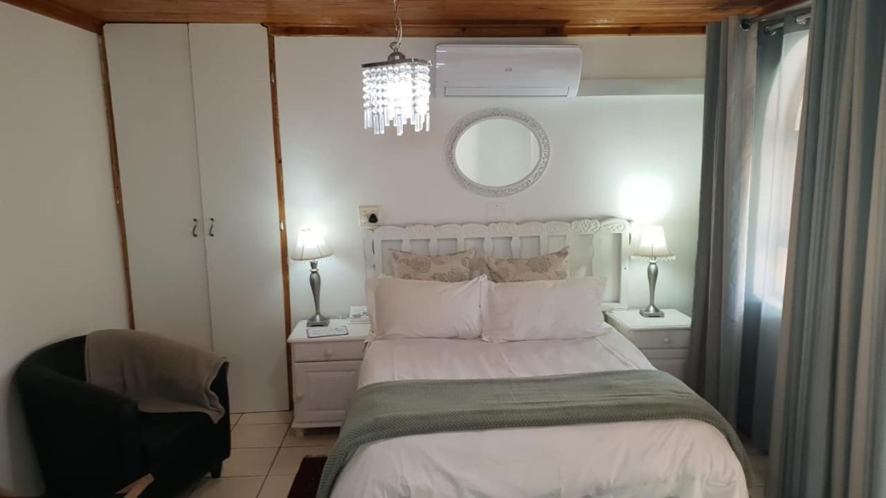 Deluxe Double Room with Shower