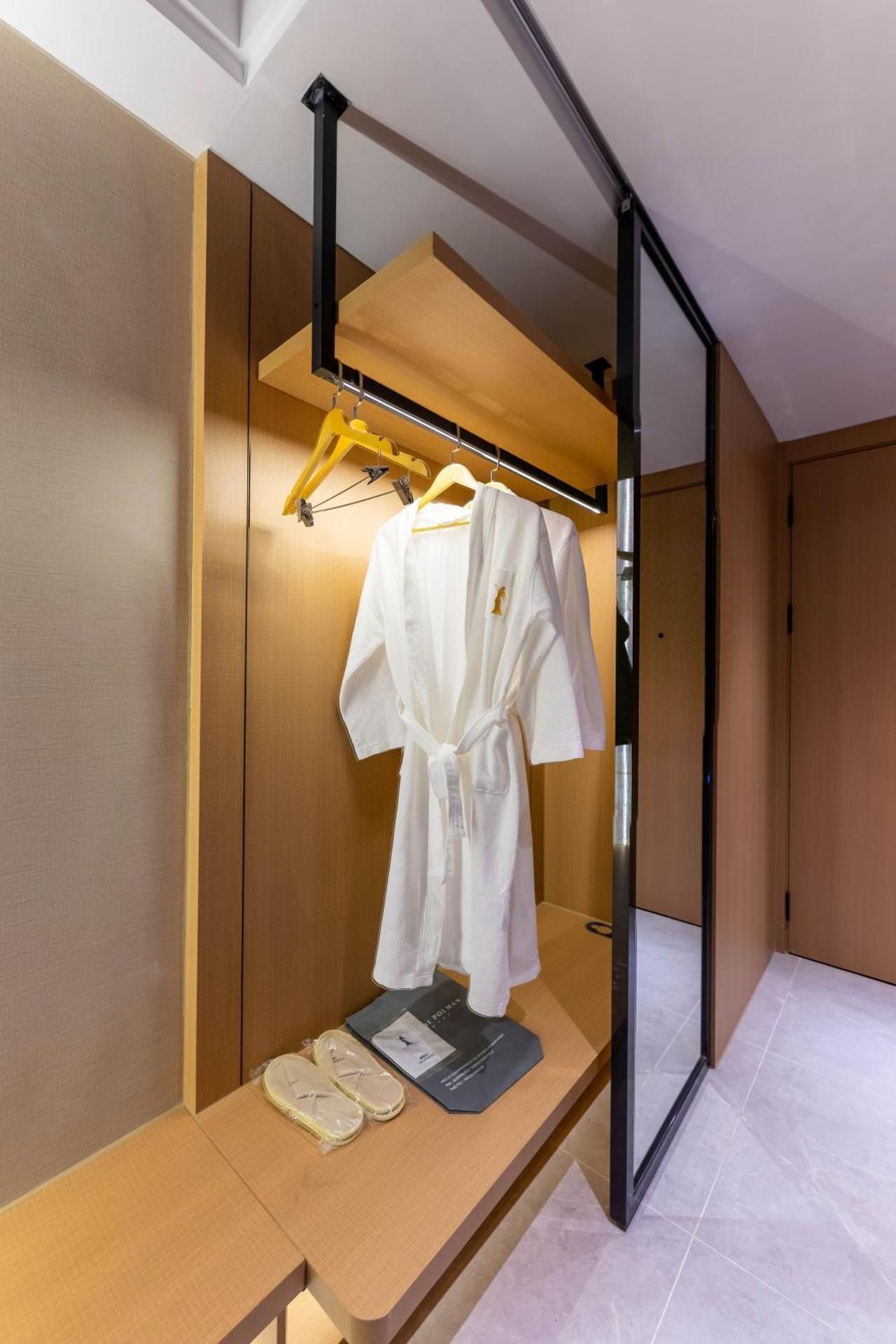 Deluxe Double or Twin Room with Balcony