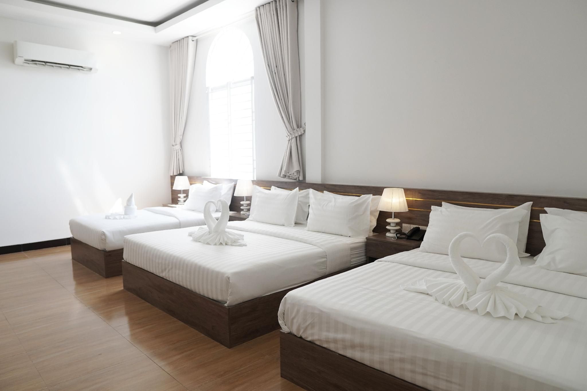 Executive Triple Room