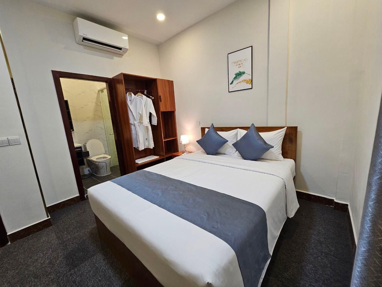 Nimith Hotel & Restaurant Superior Double Room