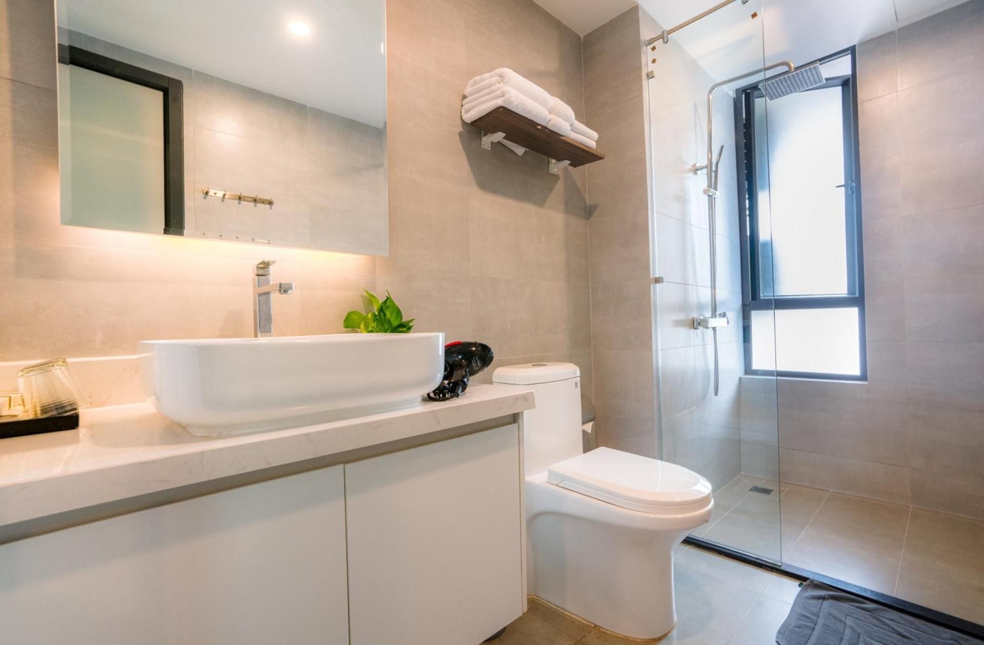 One Bedroom Apartment