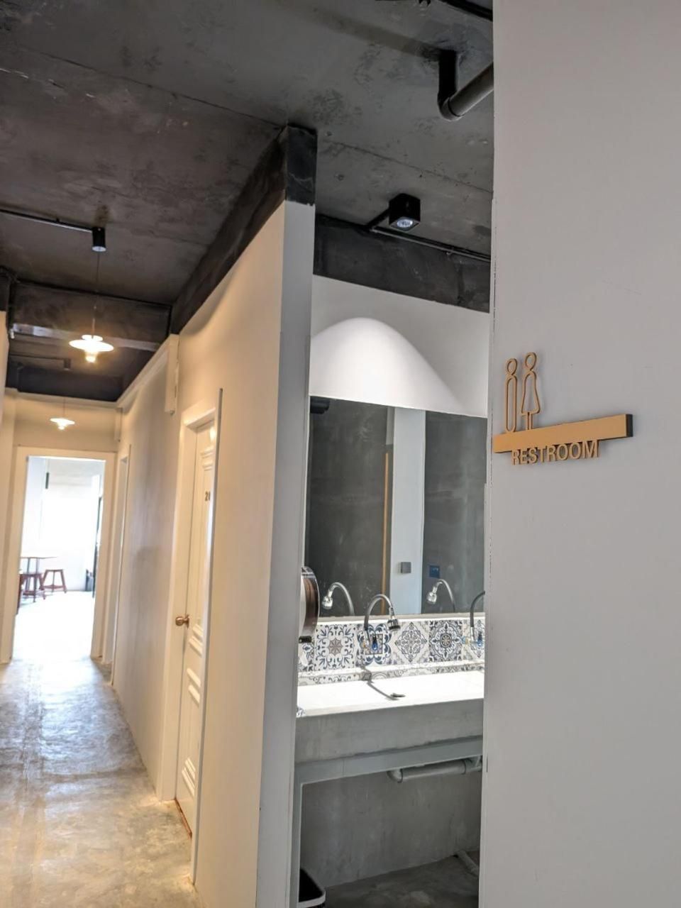 Bed in 8-Bed Mixed Dormitory Room