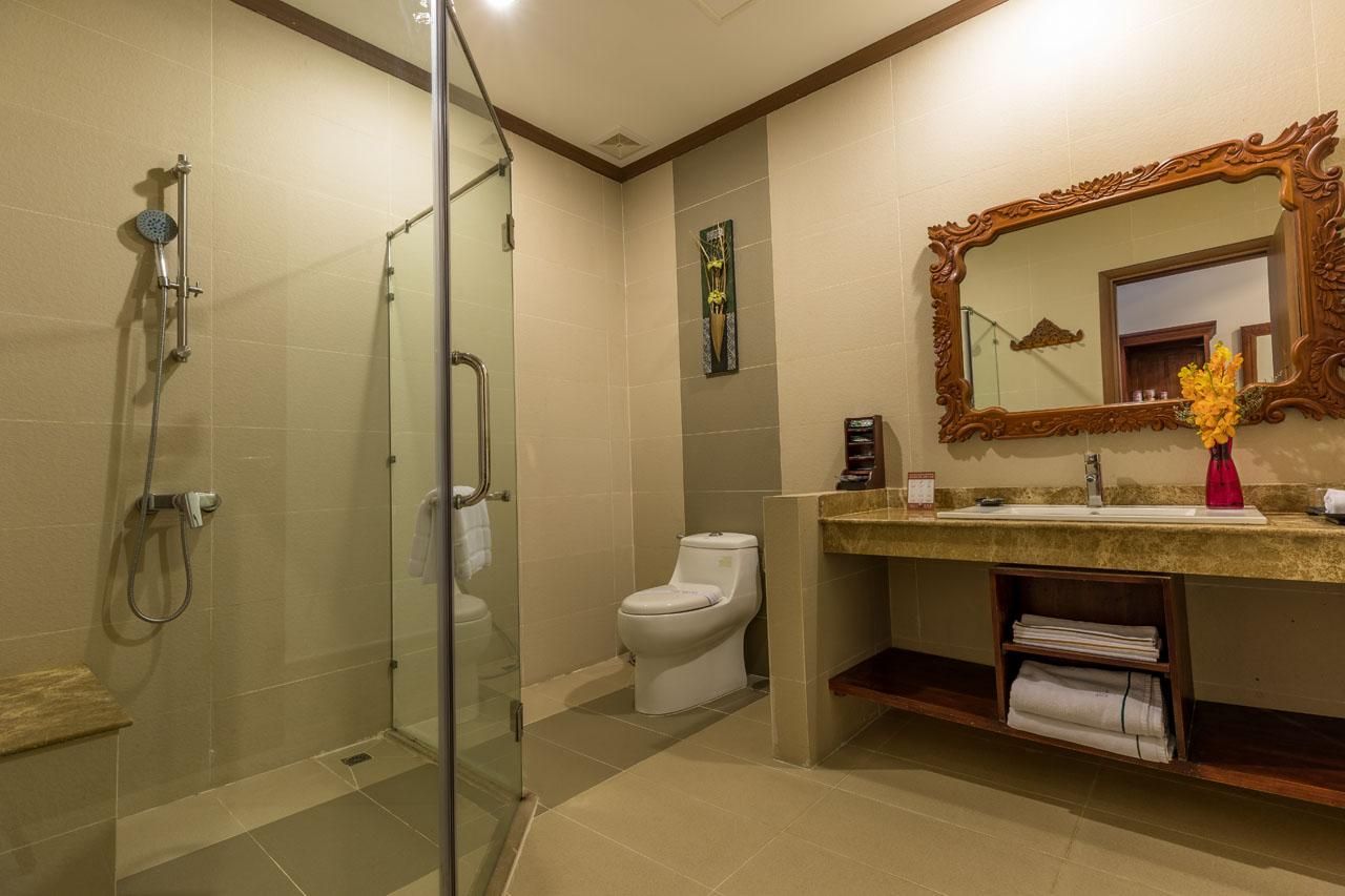 Bali Hotel Deluxe Twin Room 3